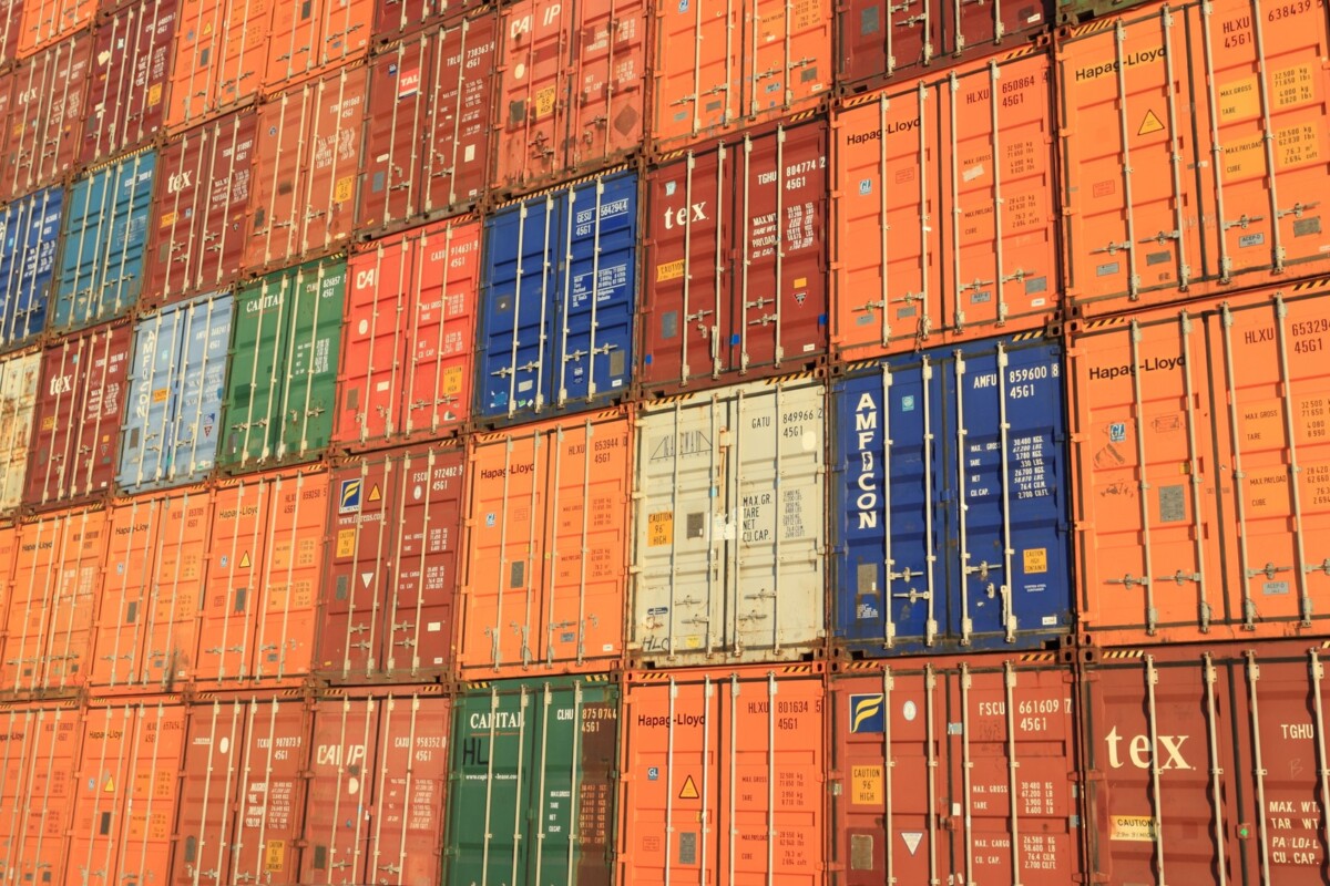 containrar